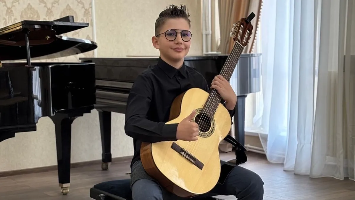 Chitara Clasică – Ghid Esențial pentru Începători Chitara Clasică – Ghid Esențial pentru Începători